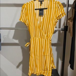 Forever 21 wrap dress